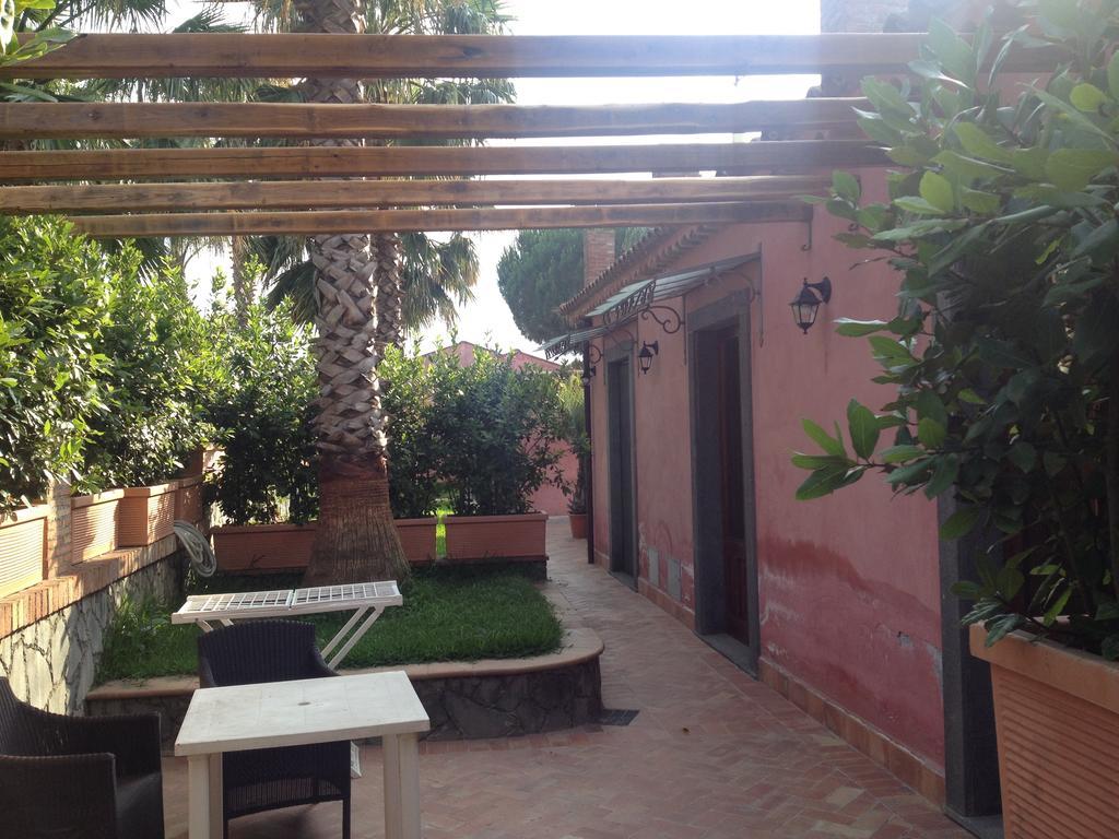 פיומפרדו די סיציליה Villa Del Nespolo מראה חיצוני תמונה