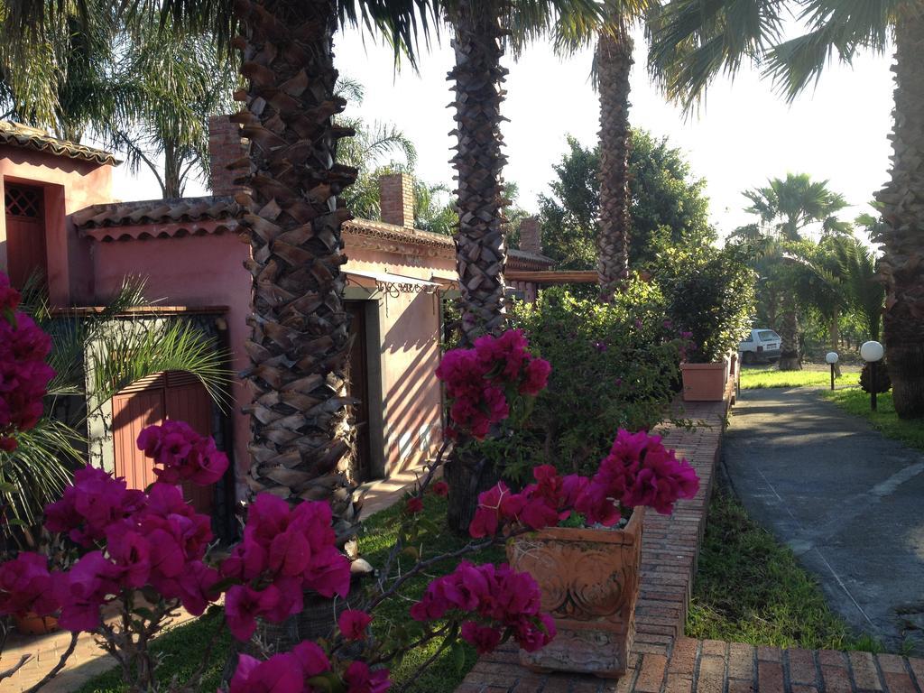 פיומפרדו די סיציליה Villa Del Nespolo מראה חיצוני תמונה